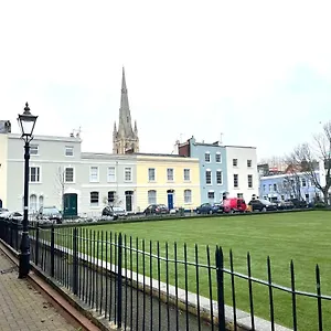  Apartment Am Living - Town Centre - St Georges Square
